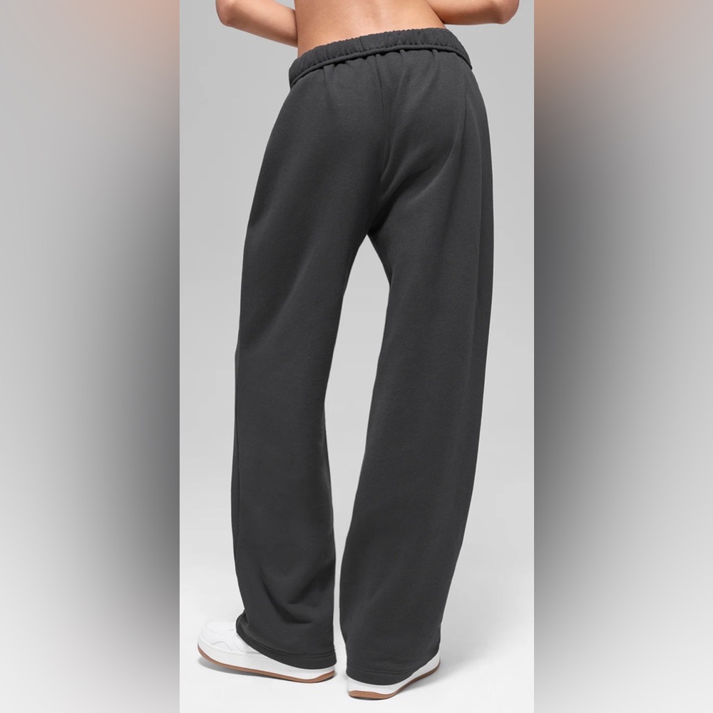 ALO Accolade Straight Leg Sweatpant - Picture 8 of 9